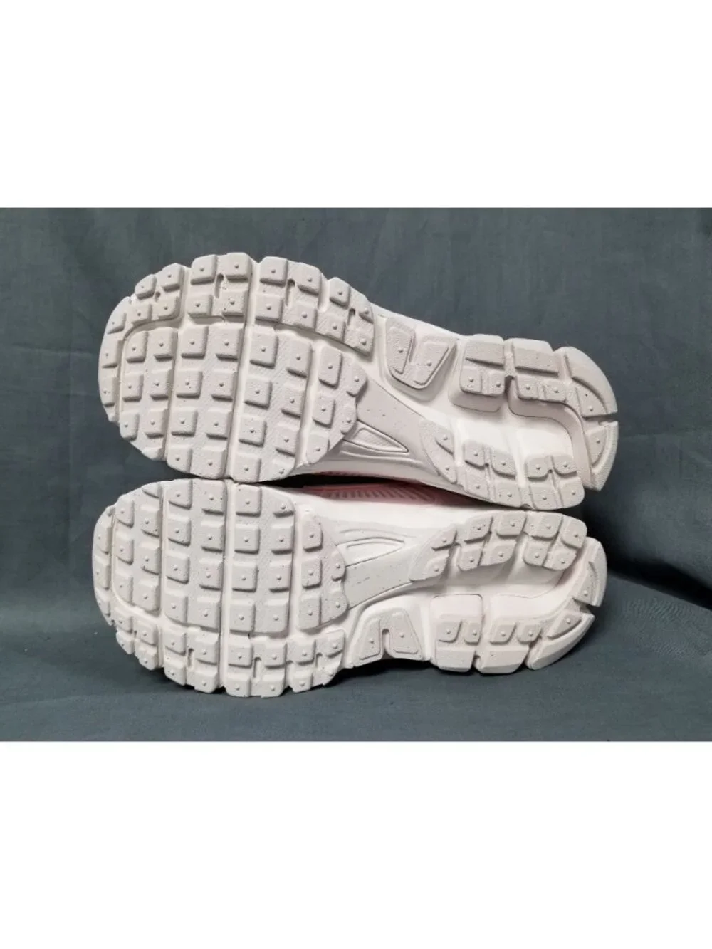 Nike Vomero 5 (GS) Sneakers HF6998 600 Pink Grey Girls Size 6 NEW IN BOX!